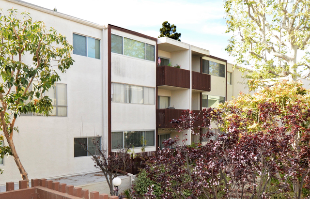 5950 Canterbury Dr., #C212, Culver City, CA 90230