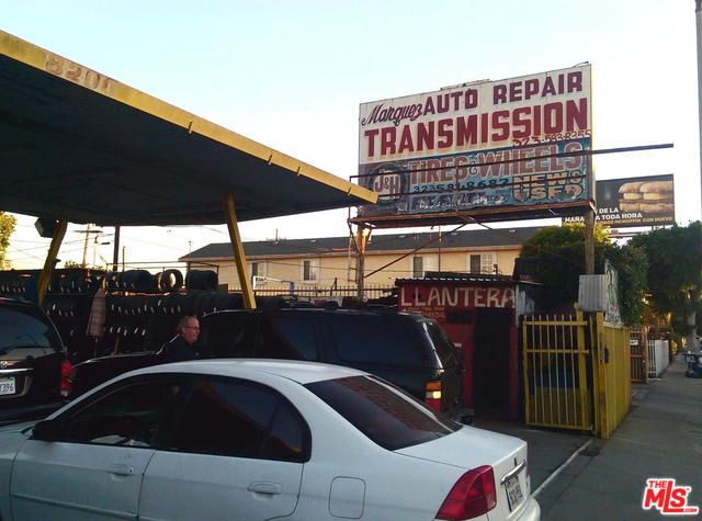 8200 Compton Ave
