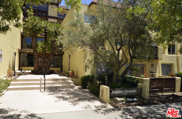 5950 Buckingham #104