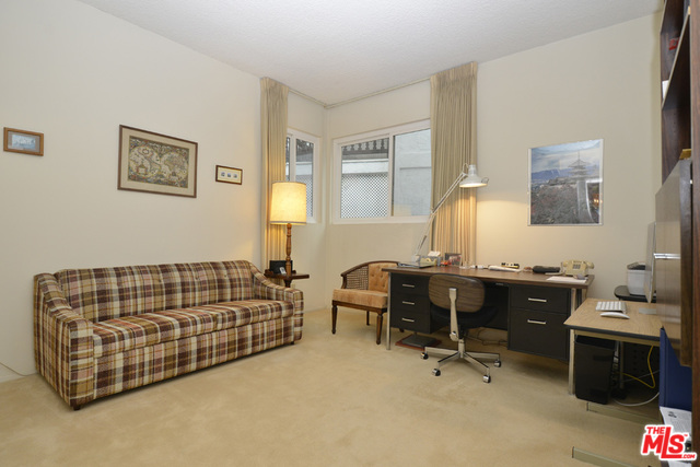 6150 Buckingham Pkwy., #202