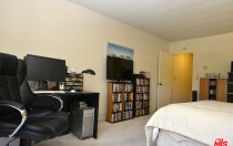 5950 Buckingham #104
