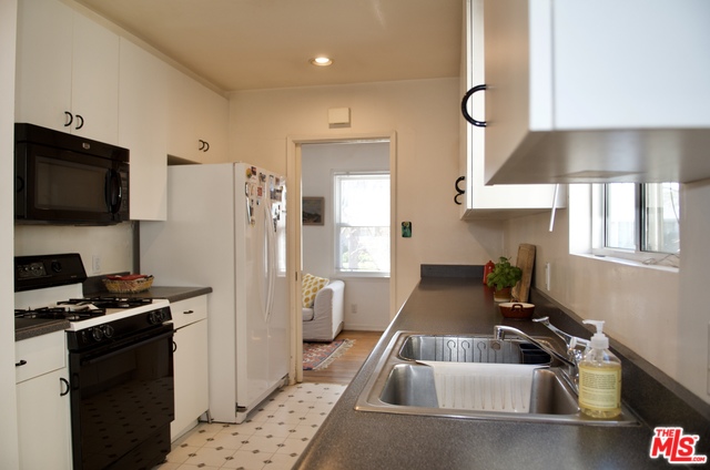 11214 PATOM DR