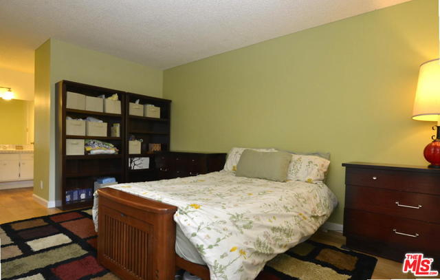 5950 Canterbury Dr., #C-204