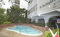 6150 Buckingham Pkwy., #202