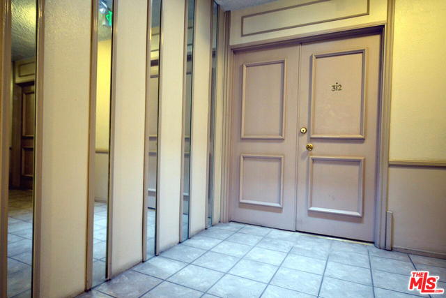 5651 Sumner Way, #312
