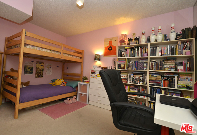 5950 Buckingham #104