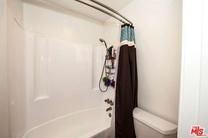 6050 Canterbury Dr., F-223