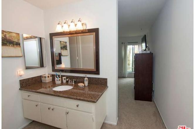 6050 Canterbury Dr., F-223