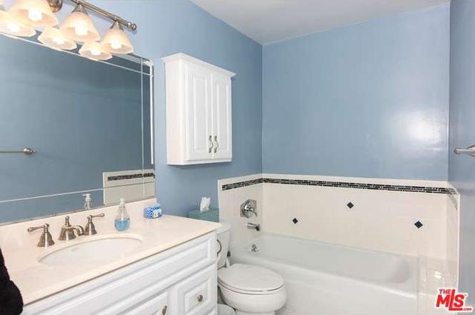 6275 Canterbury Dr., #204