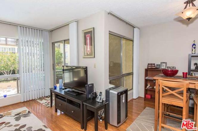 6275 Canterbury Dr., #204