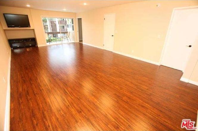 6151 Canterbury Dr., #211