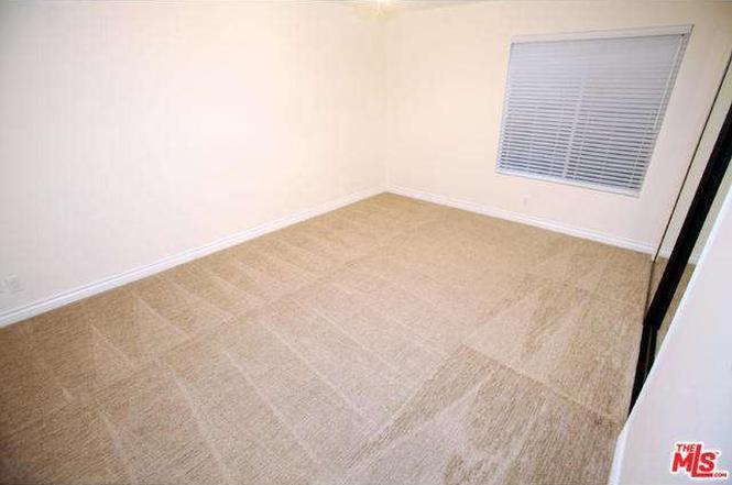 6151 Canterbury Dr., #211