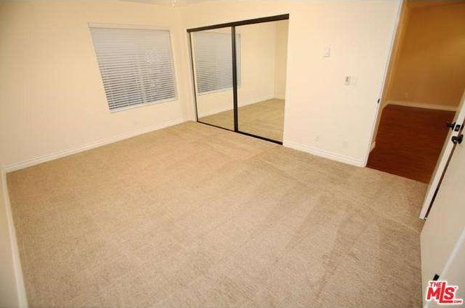 6151 Canterbury Dr., #211