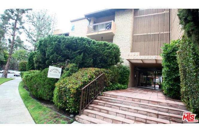 6151 Canterbury Dr., #211