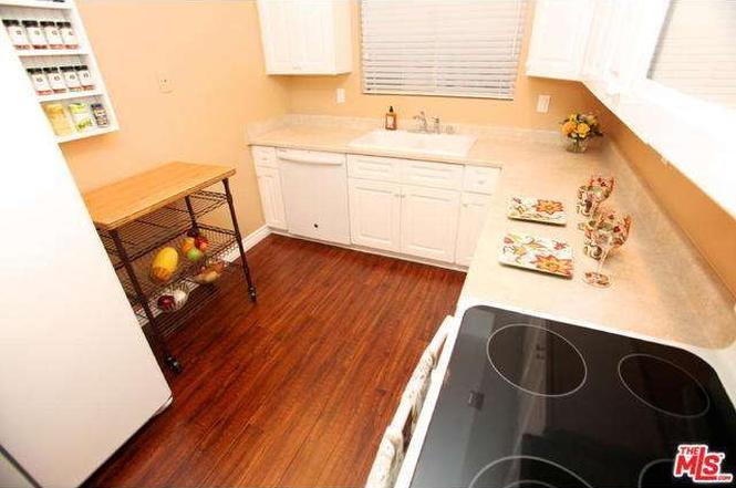 6151 Canterbury Dr., #211