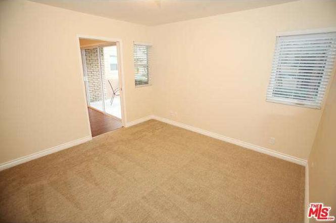6151 Canterbury Dr., #211
