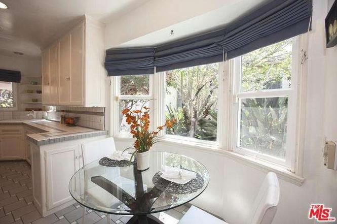 8027 Truxton Ave.