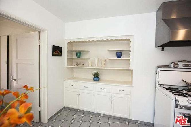 8027 Truxton Ave.
