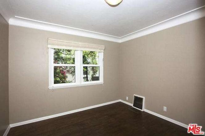 8027 Truxton Ave.
