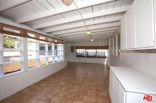 8027 Truxton Ave.