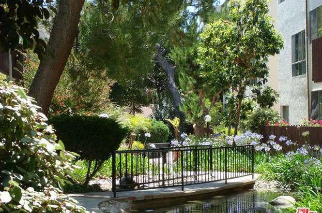 6050 Canterbury Dr., F-311