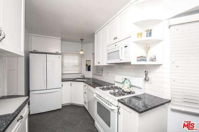 8121 Truxton Ave.