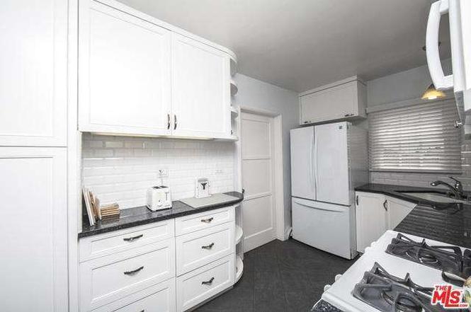 8121 Truxton Ave.
