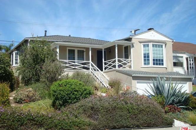 8121 Truxton Ave.
