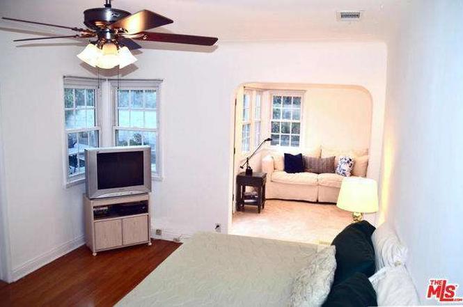 8121 Truxton Ave.