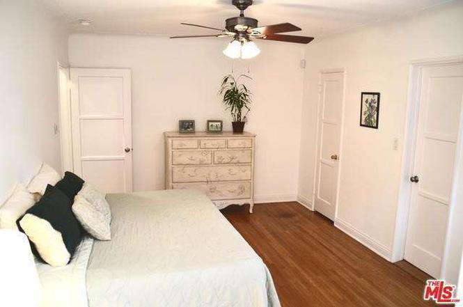 8121 Truxton Ave.