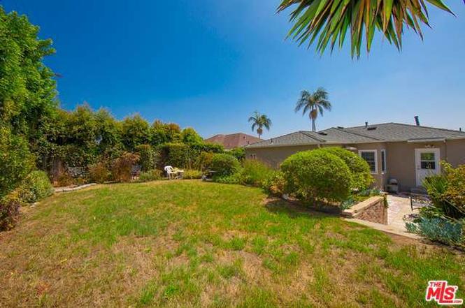 8121 Truxton Ave.