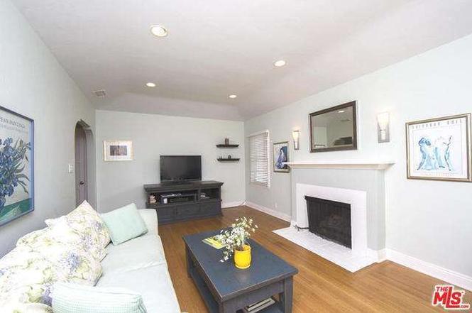 8121 Truxton Ave.