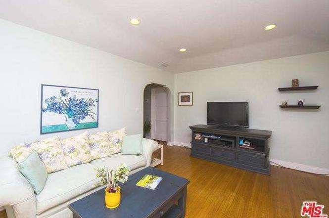 8121 Truxton Ave.