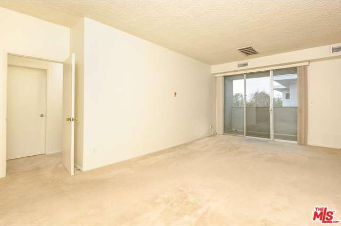 6150 Buckingham #312
