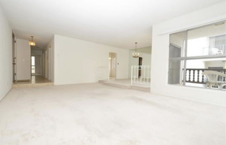 6124 Buckingham Pkwy. #305