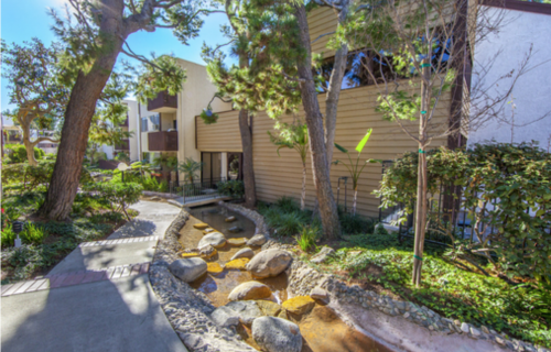 5950 Canterbury Dr. #J220