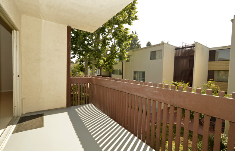 5900 Canterbury Dr., #K229, Culver City, CA 90230