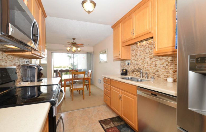 6050 Canterbury Dr., #F307, Culver City, CA 90230