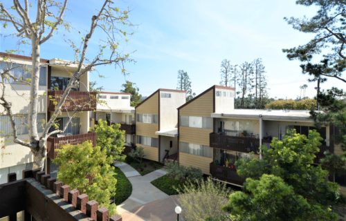6050 Canterbury Dr., #F307, Culver City, CA 90230