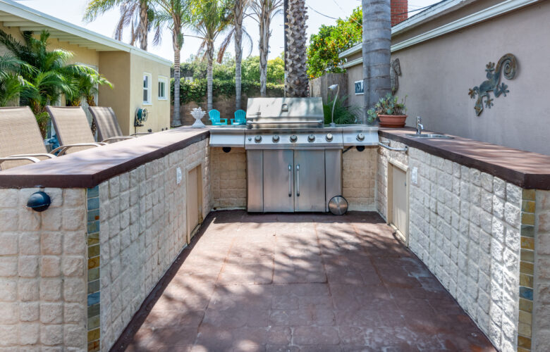 6516 W. 87th Pl., Los Angeles, CA 90045