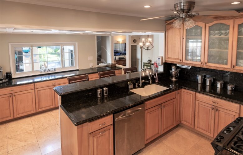 6516 W. 87th Pl., Los Angeles, CA 90045