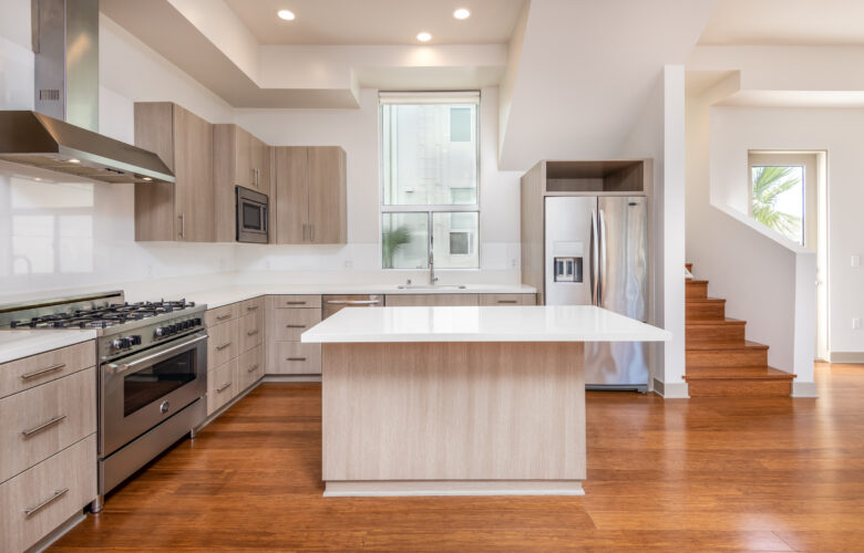 11814 Washington Pl., Los Angeles CA 90066