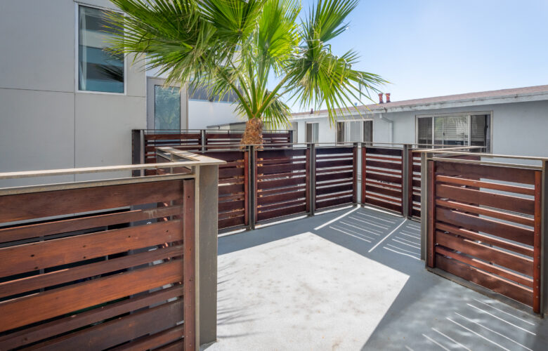 11814 Washington Pl., Los Angeles CA 90066