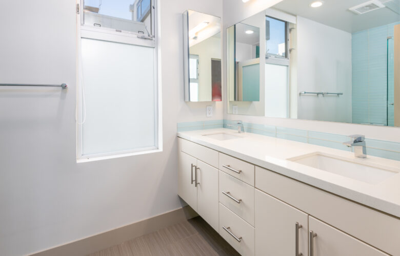 11814 Washington Pl., Los Angeles CA 90066