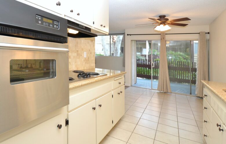 5950 Canterbury Dr., #C208 Culver City, CA 90230