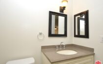 5900 Canterbury Dr., #B117, Culver City, CA 90230