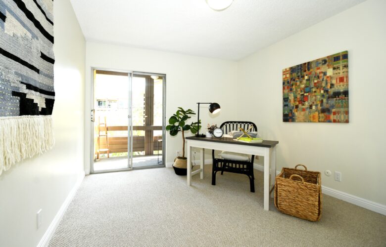 6275 Canterbury Dr., #303, Culver City, CA 90230