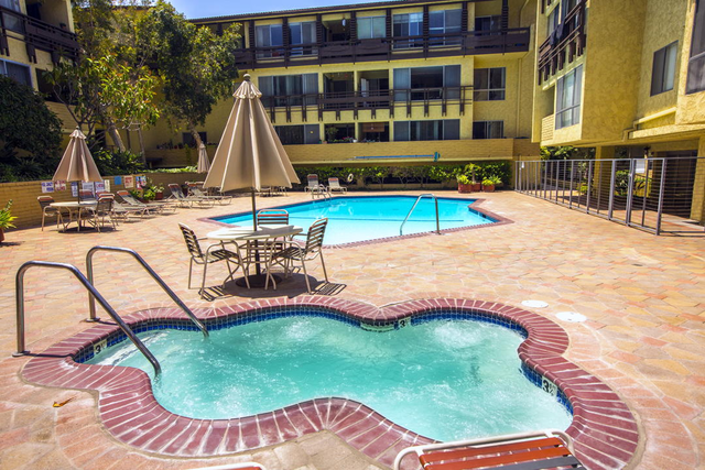 6275 Canterbury Dr., #207, Culver City, CA 90230