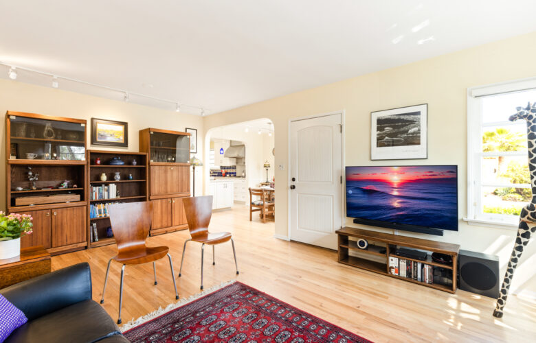8301 Winsford Ave., Los Angeles, CA 90045