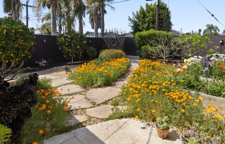 8301 Winsford Ave., Los Angeles, CA 90045